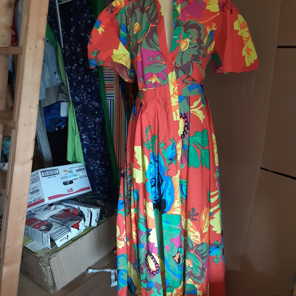 Christopher john Roger's size 10 multi color
